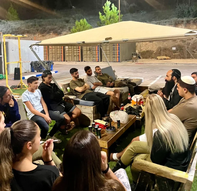 437AC921-3B02-4F49-BA4D-7A76C3CBE802