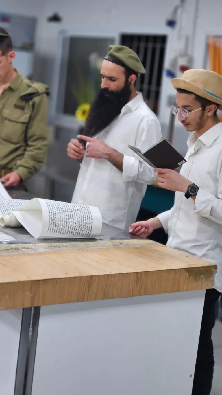 7C771A0E-1F60-4554-A15D-DB98214AA69C