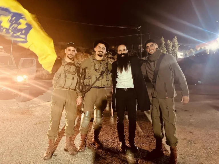 D51BE090-5CFF-427D-9166-A8F9A5BC3B8D