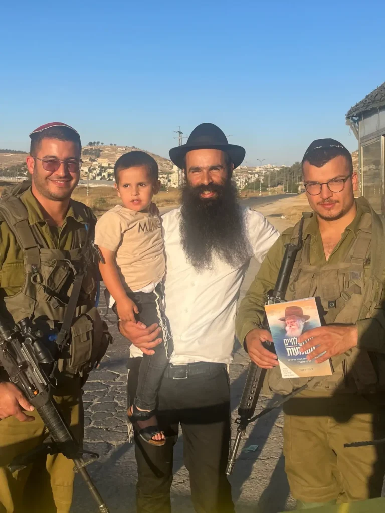 F762A945-7B86-4CD2-A1E7-1F83CFEA7DF0